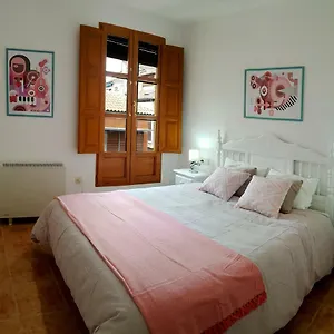 https://apartamentos-navas-16-granada.es-andalucia.com